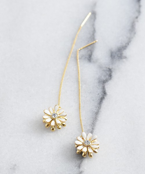 お花ぶらぶらピアス