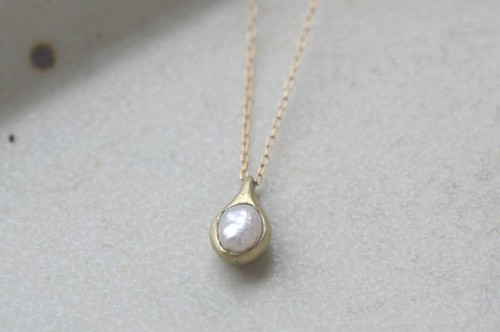 ibitsu (K10GG・pearl・ネックレス)